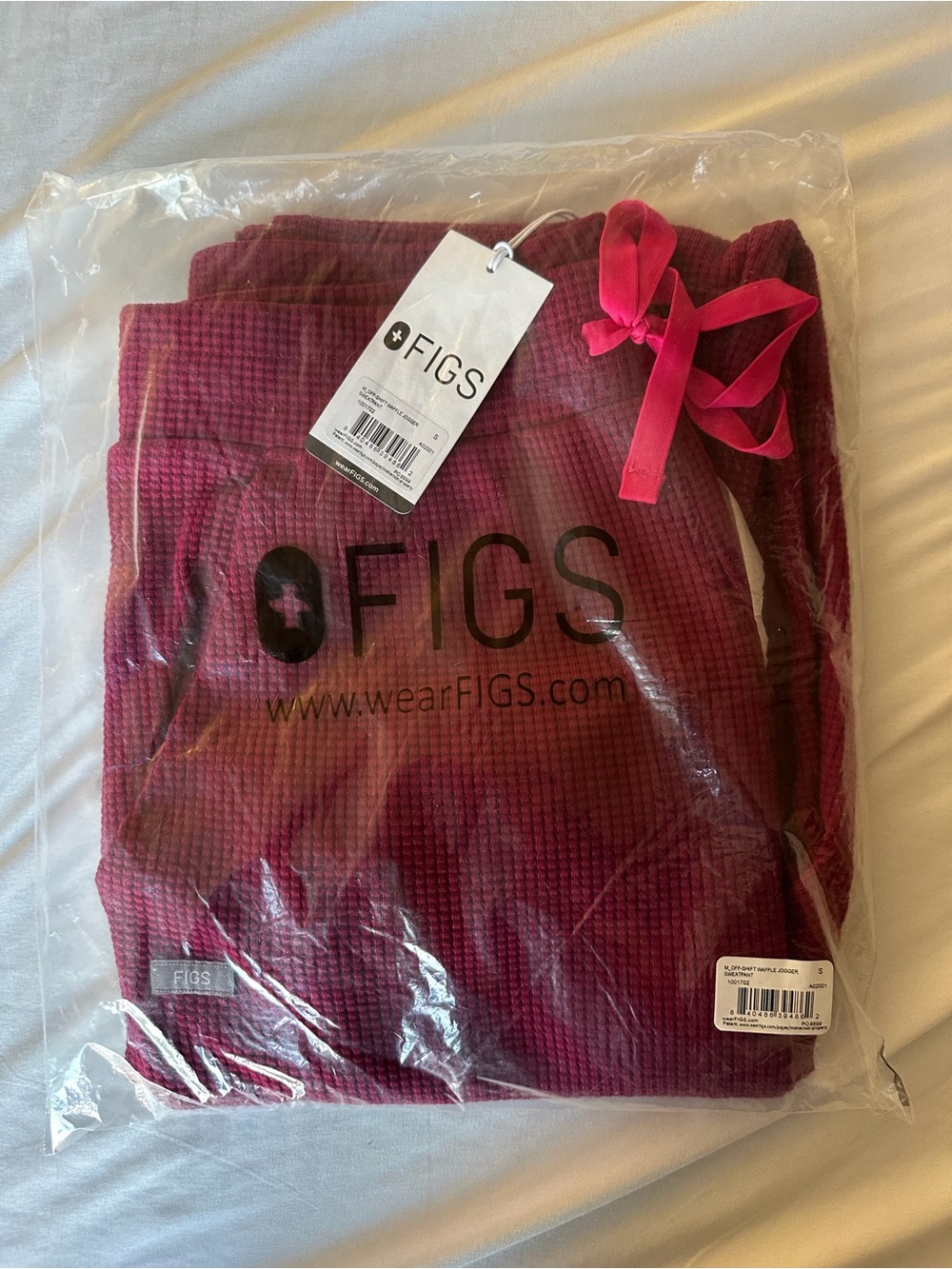 NWT FIGS Off-Shift Waffle Jogger Sweatpants Size S Deep Magenta / Dark Mauve